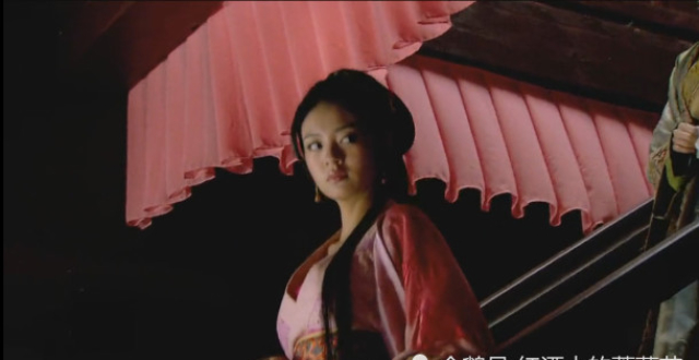 同样是饰演李师师,安以轩美则美矣,却少了何晴版的雍容华贵