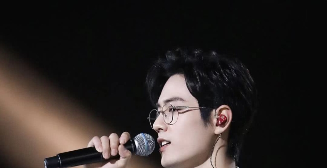 肖战过年期间,7大节目各大卫视连播,给小飞侠们发福利