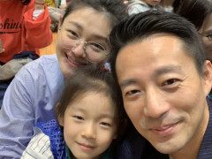 大s频繁为偶像木村拓哉点赞,汪小菲深夜发文抱怨醋意十足