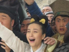 倾世皇妃中的吴昕我是看到了,但是宝莲灯里的她,愣是没认出来