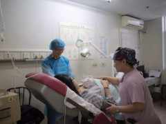 产房冷知识:为啥产妇生孩子感觉冷?6月酷暑手脚发凉,要懂原因