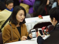 中国9000万未婚女性,被拍成片放到国外,外网热议:剩女并不可耻