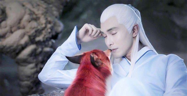 原创:迪丽热巴在《三生三世枕上书》里,饰演的九尾红狐美翻了!