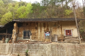 陕南农村那些没落的土墙房子,你用心观察过吗?_3