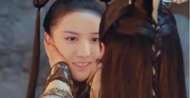 比babyp图扣图还辣眼睛,女星剧中造ai换脸,秒变