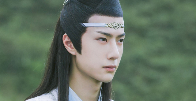 《陈情令》初版定妆照公开,蓝忘机脸蛋微肿,廉价塑料抹额成焦点