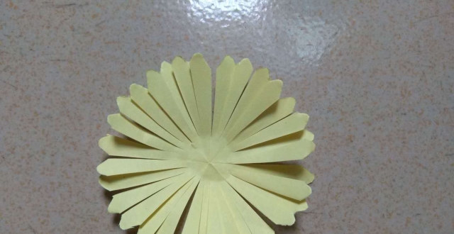 儿童手工折纸:菊花怎么折?几张纸就能做一朵盛开的菊花,真漂亮