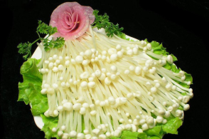 麻辣烫中隐藏的"贵菜",每次有人拿,老板心里都在流血