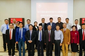 北京大学深圳医院张卫星:"火线"icu里奋战86天