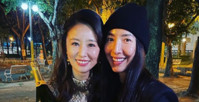 霍建华为林心如庆生,霸气将老婆搂入怀,网友:扎了多少黑子的心