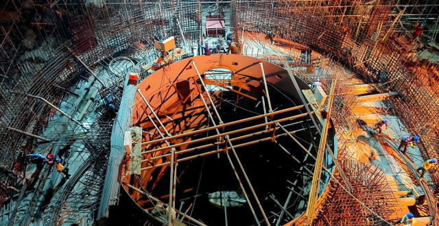 中国西南地区的逆天工程，耗资1700亿建设正酣，已创六个世界第一_腾讯新闻
