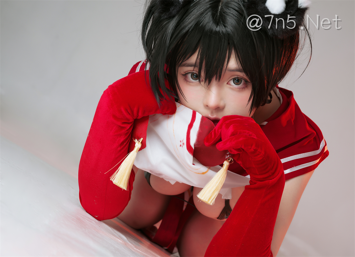 网络红人@NinJa阿寨寨 - 椿COS[34P-401MB]