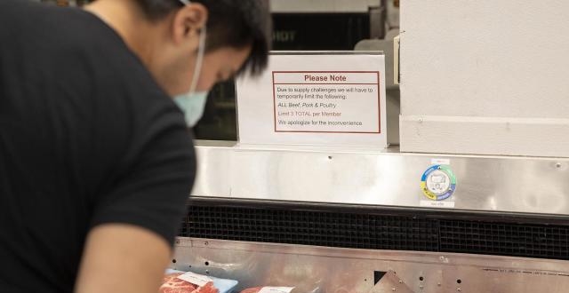 马来西亚一家禽食品加工厂暴发新冠疫情 162人确诊