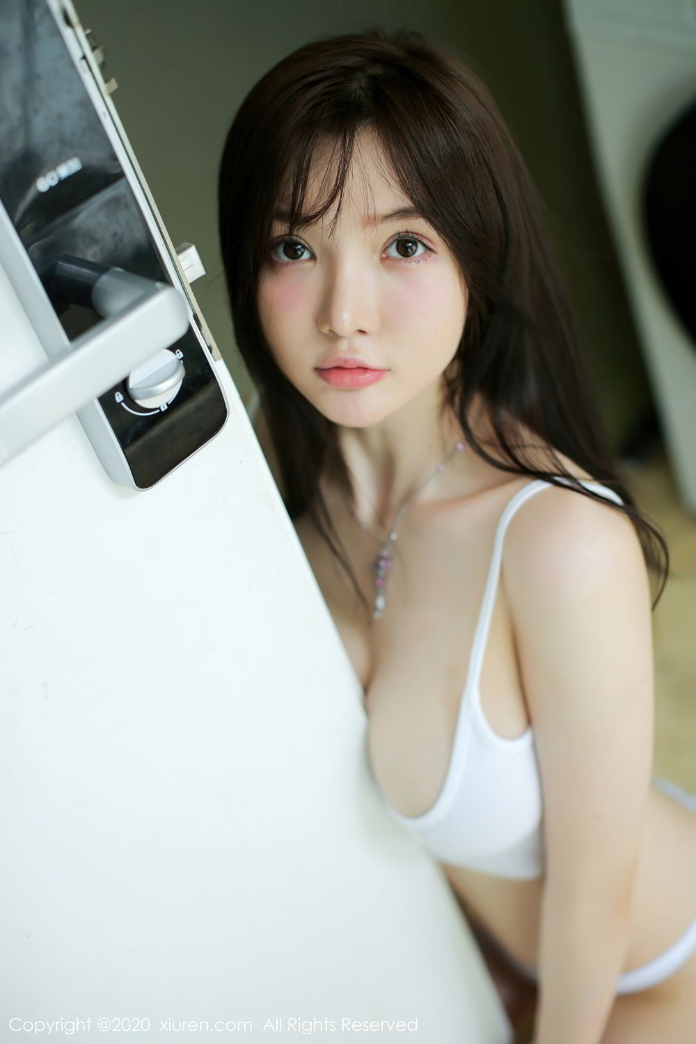 美女裸身裸乳无遮挡网站 - 中文在线观看视频