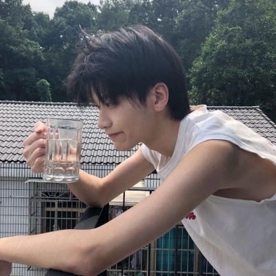 快手0.5元1000个评论赞-抖音粉丝业务24小时免费|微博点赞24自助服务平台|老马卡盟在线自助下单