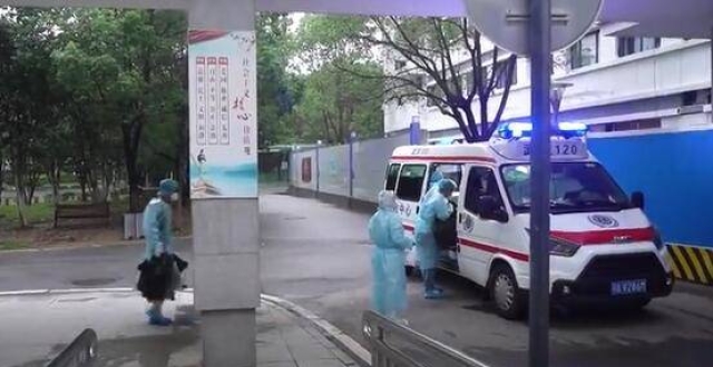 武汉本土新冠肺炎患者首批7人出院，还将转至隔离点接受14天医学隔离观察