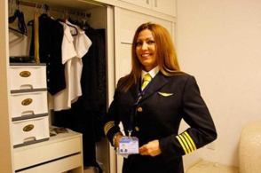 金贝丽:美国王牌飞行员,最后却成为中国首位美籍女机长,为何?