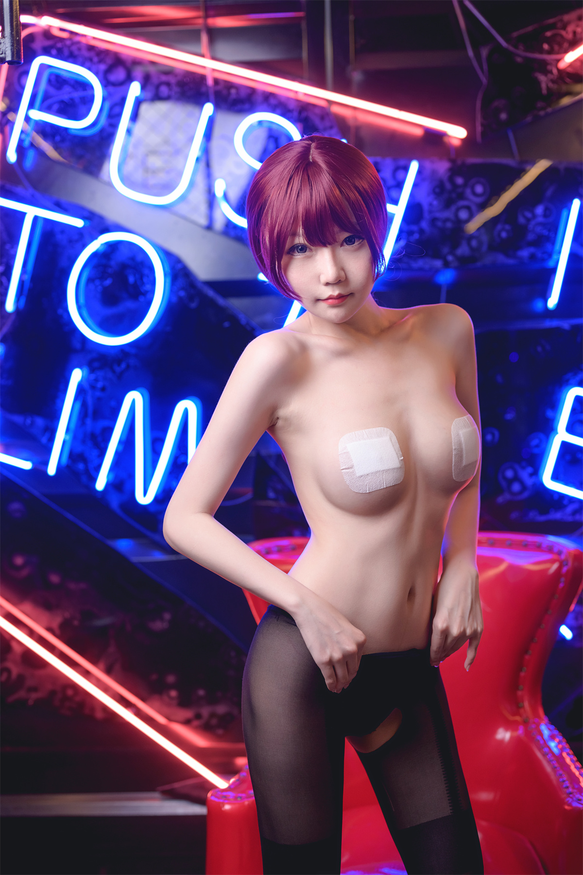 网络红人@香草喵露露 连体嘿丝 [50P1V-1.62GB]