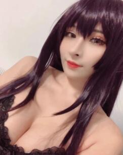 网红美女凉凉子霞ヶ丘詩羽JK制服与黑色内衣加黑丝美腿性感私房写真
