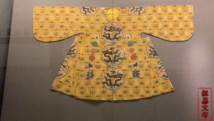 万历皇帝龙袍真容,祭祀专用!