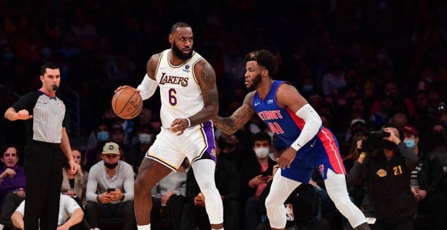 nba-正视频直播活塞vs湖人 斯图尔特再战詹姆斯遭狂嘘
