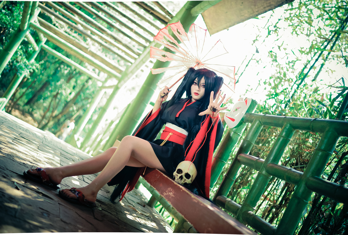 墨缡miku罗刹与骸骨cosplay7