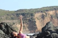 练瑜伽，加强手臂力量很重要，但却忽略了更重要的一点！