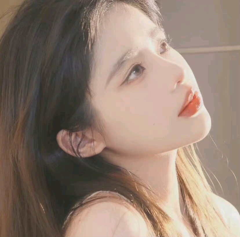 女生头像不做emo女