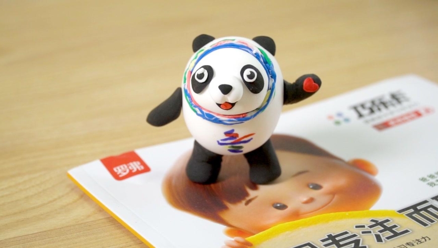 冰墩墩粘土制作慢过程,买不到就手工制作一个冰墩墩吧