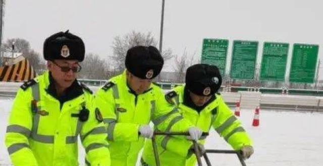 提醒！因降雪等天气影响，内蒙古九条高速封闭或者限制通行_腾讯新闻