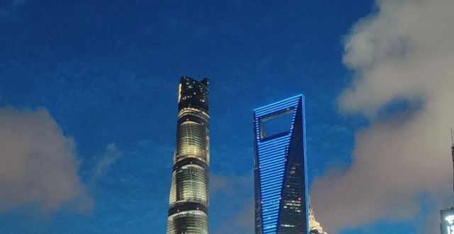 上海土拍次日收金62亿，亏本拿下“地王”后建发重回顾村_腾讯新闻
