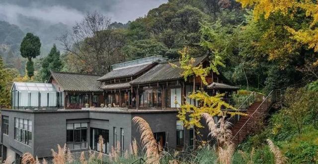 青城后山这两家避世美宿，带你住进春日浪漫时光里～_腾讯新闻