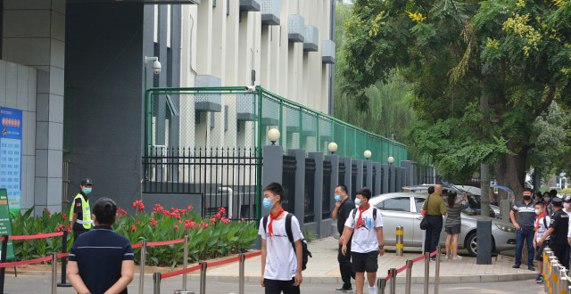 北京汇文中学垂杨柳分校一名学生被确诊 学校即日起停课7天