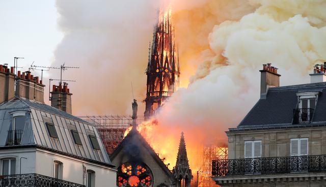 巴黎圣母院起火，法甲雷恩队老板捐资1亿重建，他亦曾有恩于中国