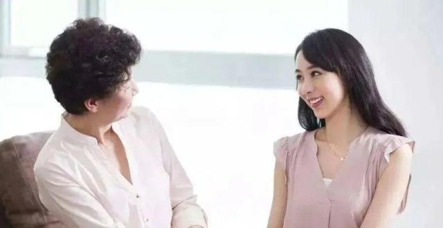 为何同一屋檐下父母和子女总有矛盾，婚后必须跟老人分开住吗？_腾讯新闻