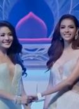 狼客影院止剑花下