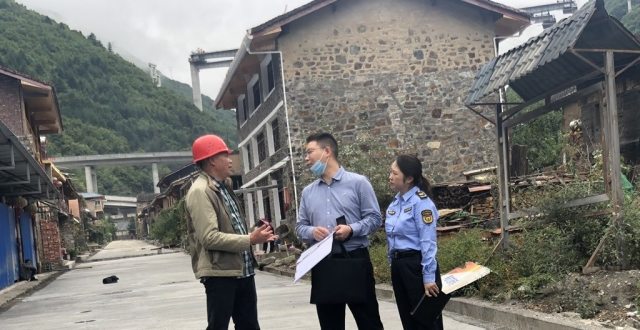 阿坝州九寨沟生态环境局：推进污水管网工程建设 提升农村人居环境_腾讯新闻