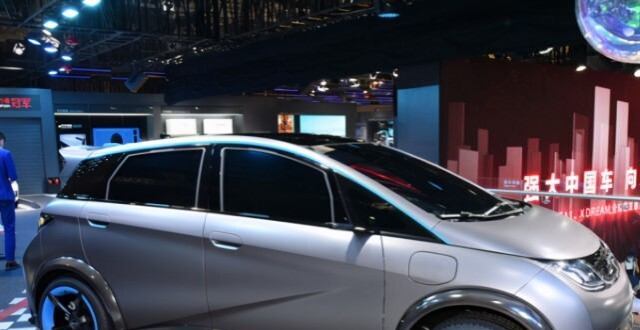 比亚迪这次玩大了！新车续航1000公里，2.9秒破百，会火吗？_腾讯新闻