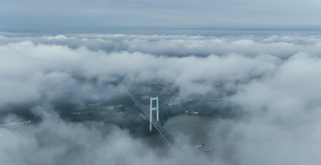 大美江苏 另眼相看｜壮观平流雾，云海中的城市恍若仙境_腾讯新闻