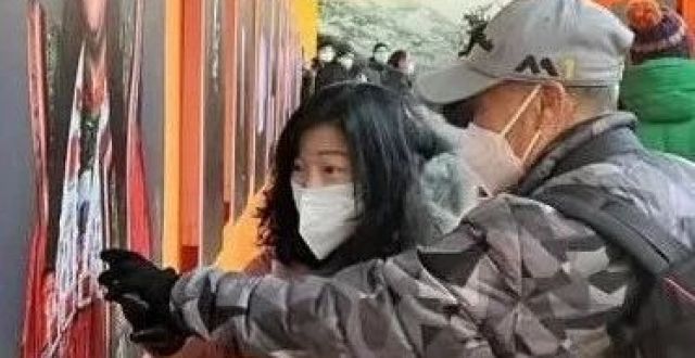 从特克斯到沈阳，“一枚勋章 一生荣耀”在国际在地影像艺术节展出_腾讯新闻