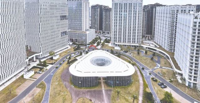 铆足干劲抓项目 夯实基础开好局——南宁市坚持“项目为王”掀起新一轮建设热潮_腾讯新闻