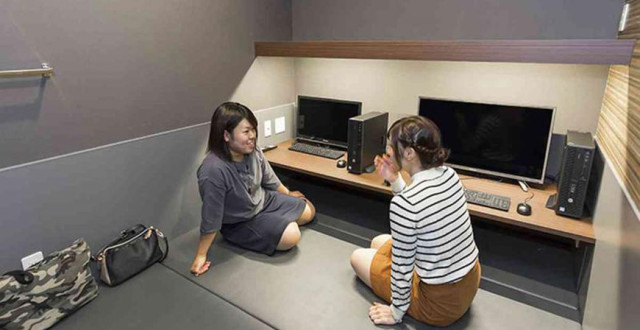 �ձ���������һҹ�ߺ� �����������Ķ�