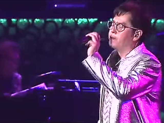 毛不易《消愁》《像我这样的人》字字扎心、曲