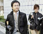 照样劈腿！日本39岁残疾作家外遇对象超50人