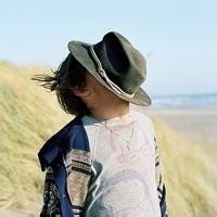 52岁巩俐胖成这样 如大妈与同龄的刘嘉玲形成