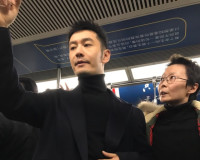 韩国限制级禁片《深情触摸》 对欲望无境的追