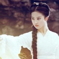 接戏接到手软 迪丽热巴这是要把老板杨幂拍在