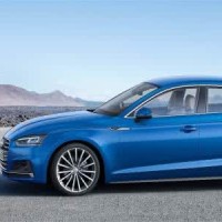 王者荣耀搞笑视频鲁班七号跟老表去寺院避雨,