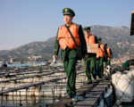 临近春节，“海上浮城”的官兵都在忙什么?