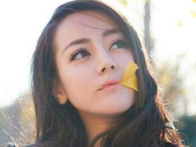 范冰冰弟弟范丞丞弹钢琴 秀超级尴尬的英文fre